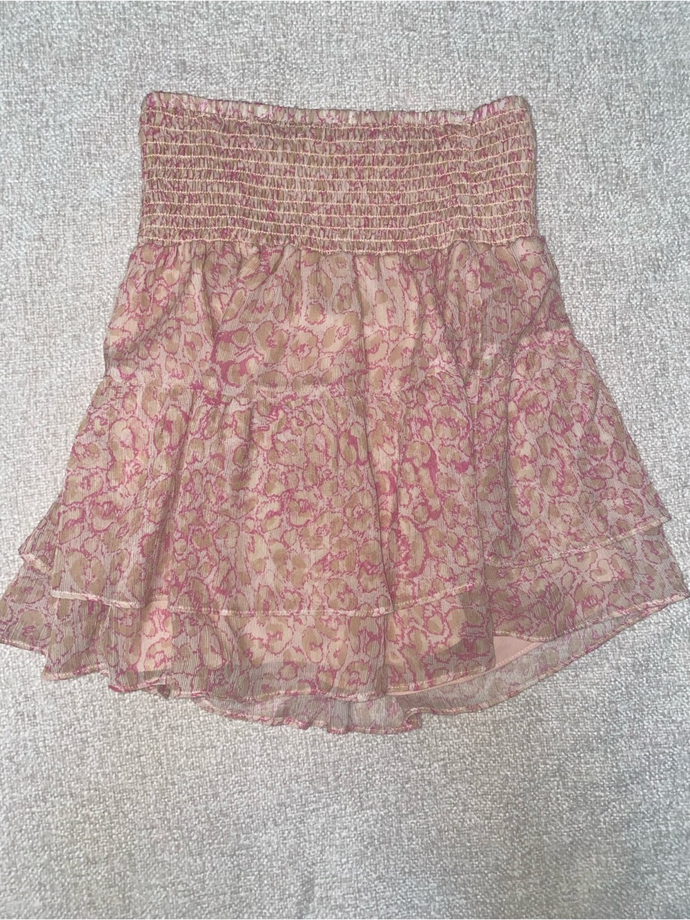 NWT Krisa Pink Floral Smocked Tiered Ruffle Mini Skirt Size Small REVOLVE